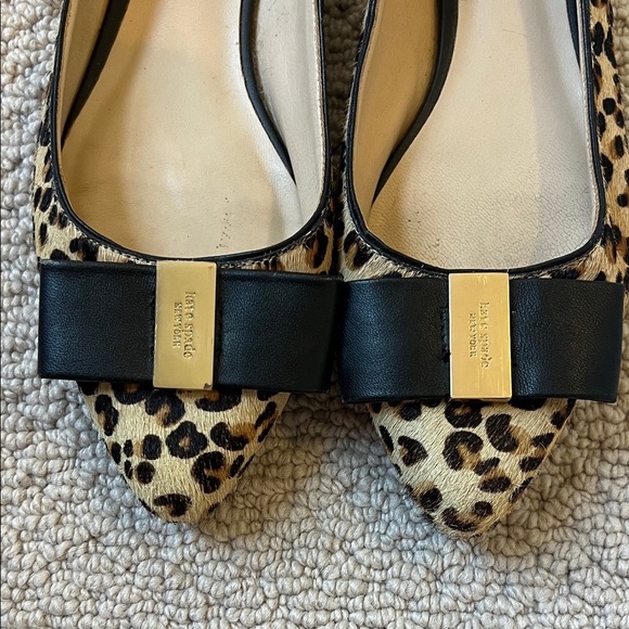 Kate Spade Animal Print Flats with Black Accent - Picture 3 of 9